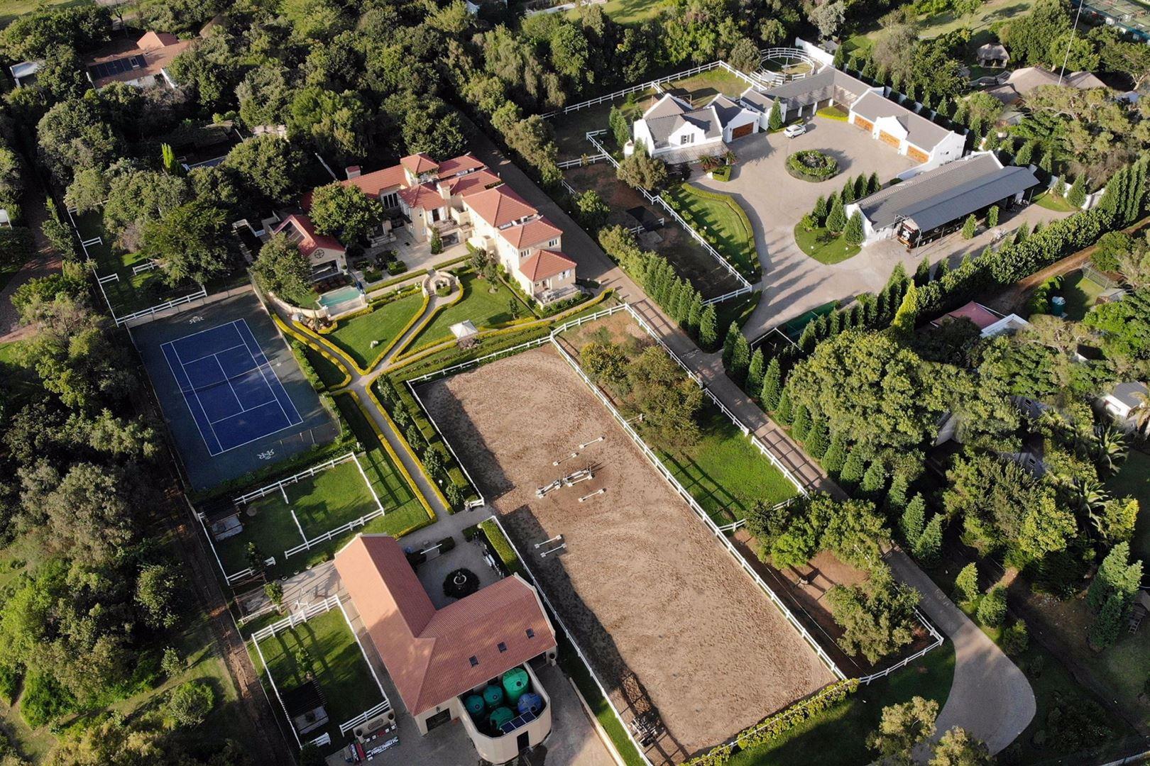 4 Bedroom House for sale in Beaulieu P24112572702