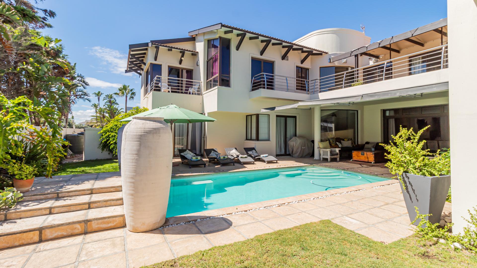 Sunset Beach, Milnerton Property Property and houses for sale in