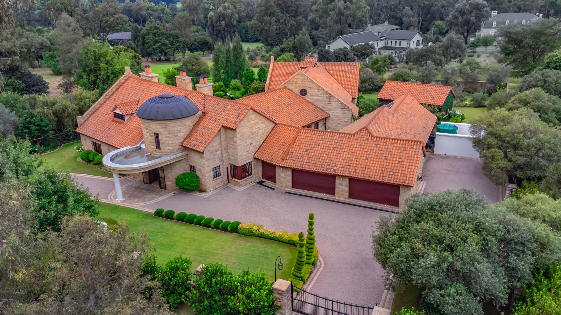 6 Bedroom House for sale in Blair Atholl Golf Estate P24111012471