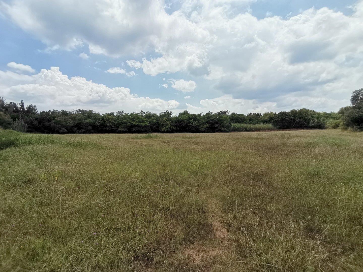 Farm for sale in Hekpoort P24111015013