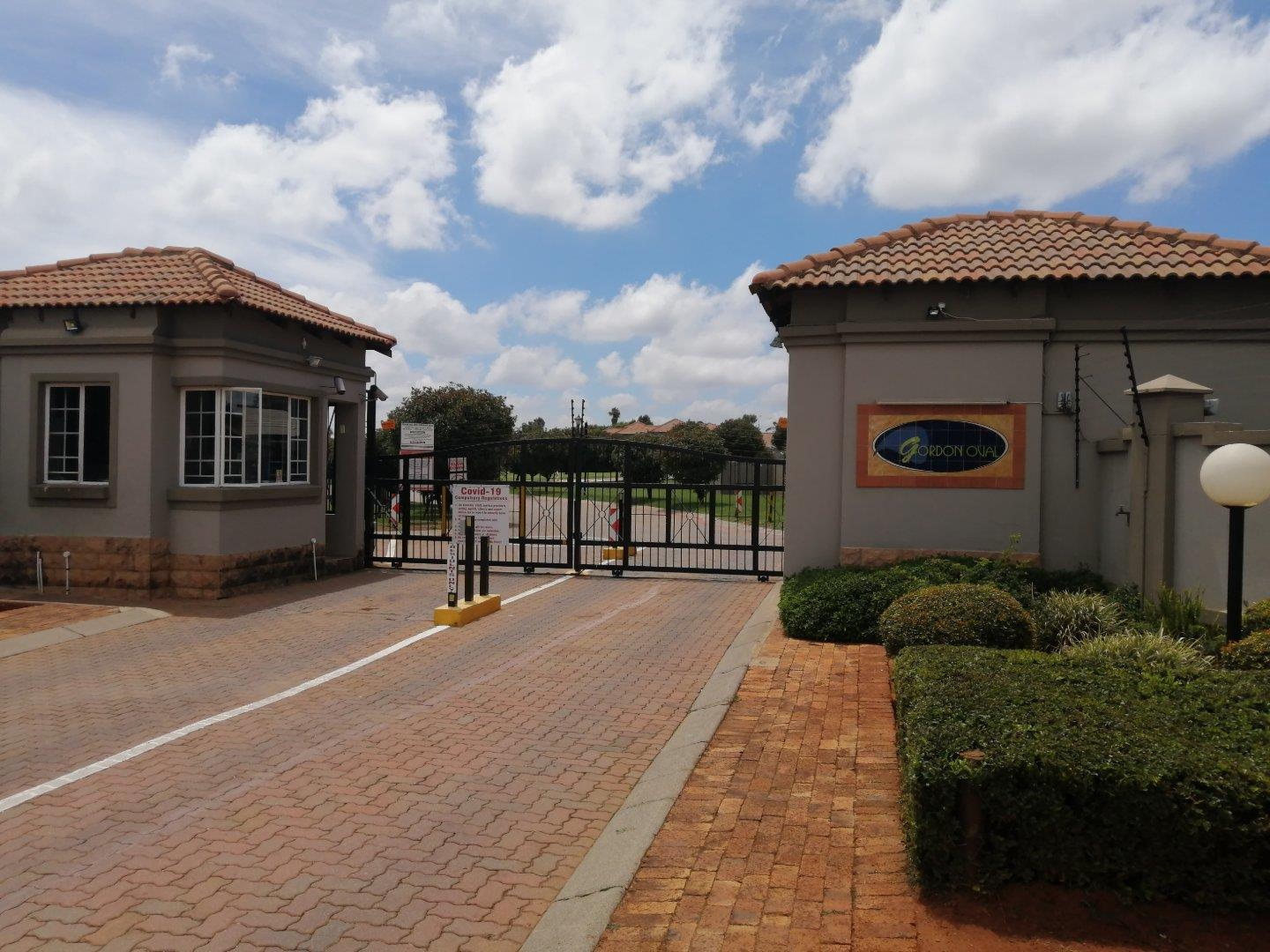 Florida Glen Property Property and houses to rent in Florida Glen