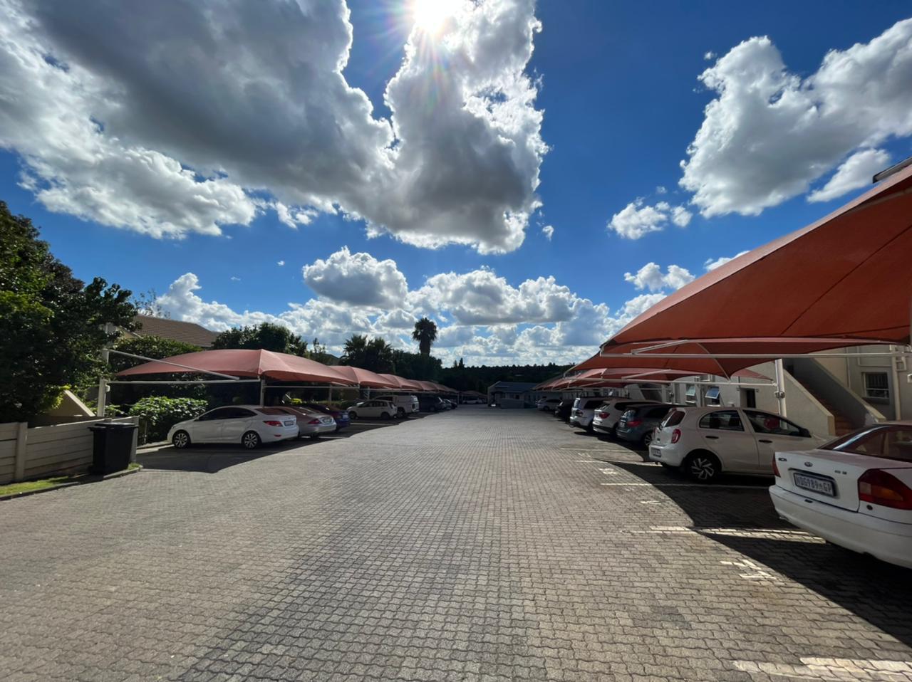 2 Bedroom Apartment / flat for sale in Vorna Valley Berger Road P24