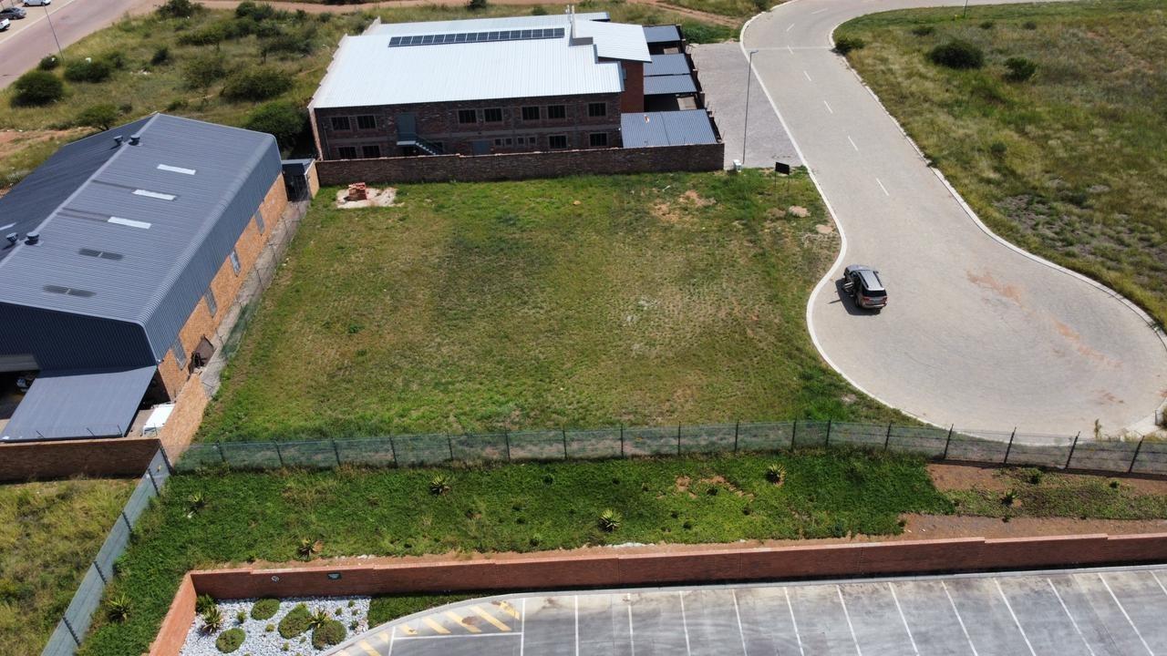 Commercial property for sale in Magna Via Industrial P24110984745