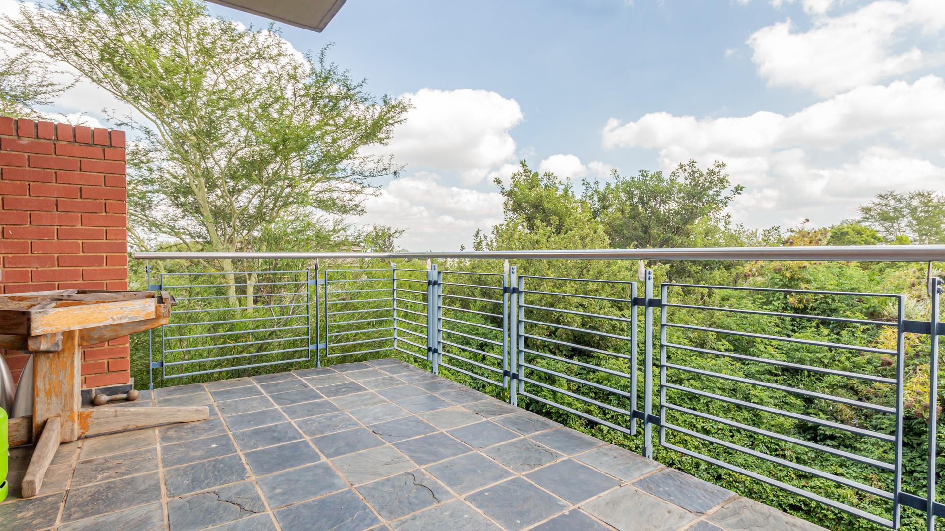 Jackal Creek Golf Estate Property Property and houses for sale in