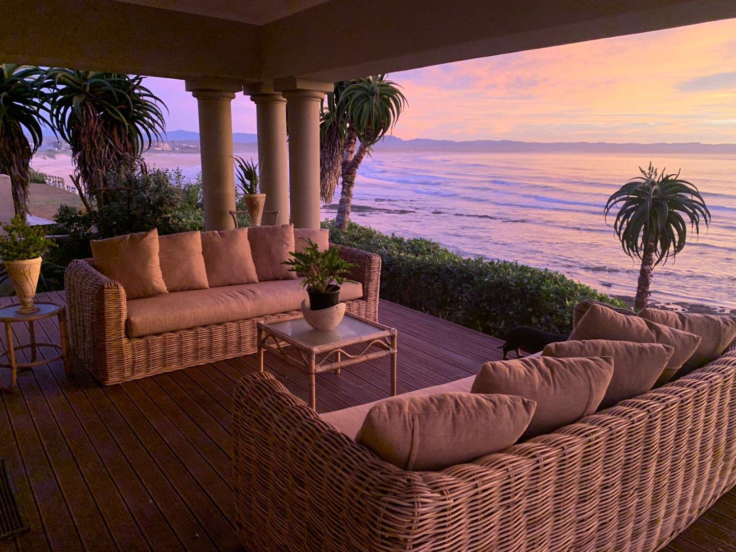 Wavecrest, Jeffreys Bay Property Property and houses to rent in