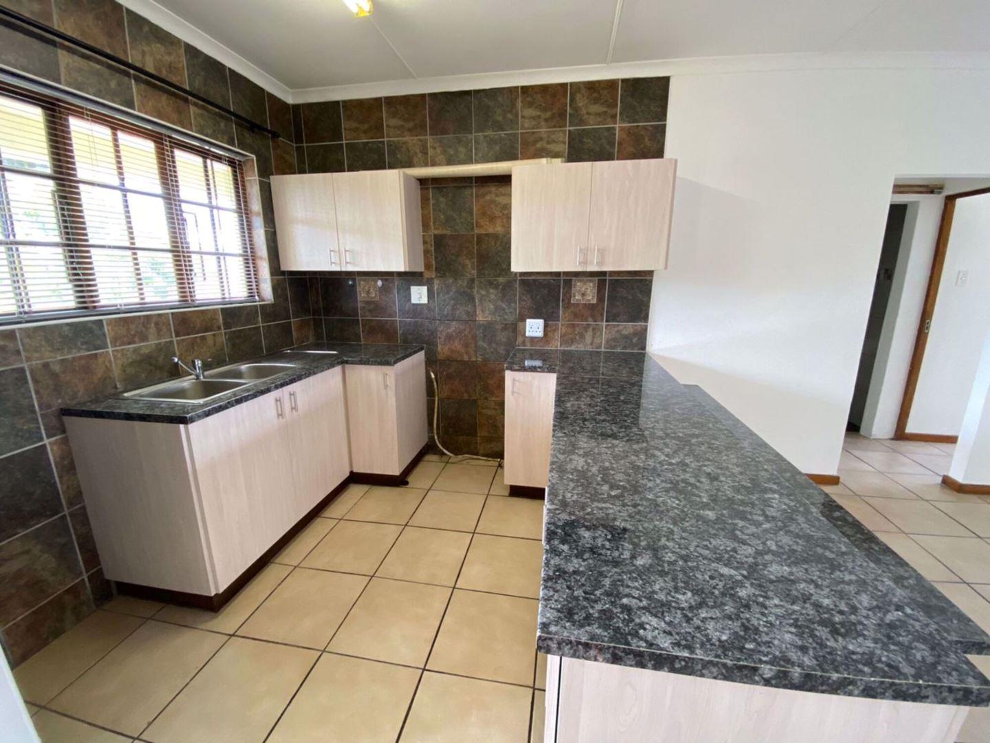 2 Bedroom Apartment / flat to rent in Pelham 193 Alexandra Road P24