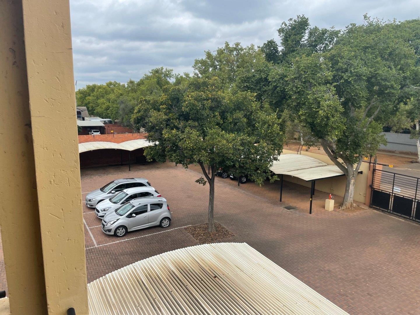 2 Bedroom Apartment / flat for sale in Hatfield 1224 Street