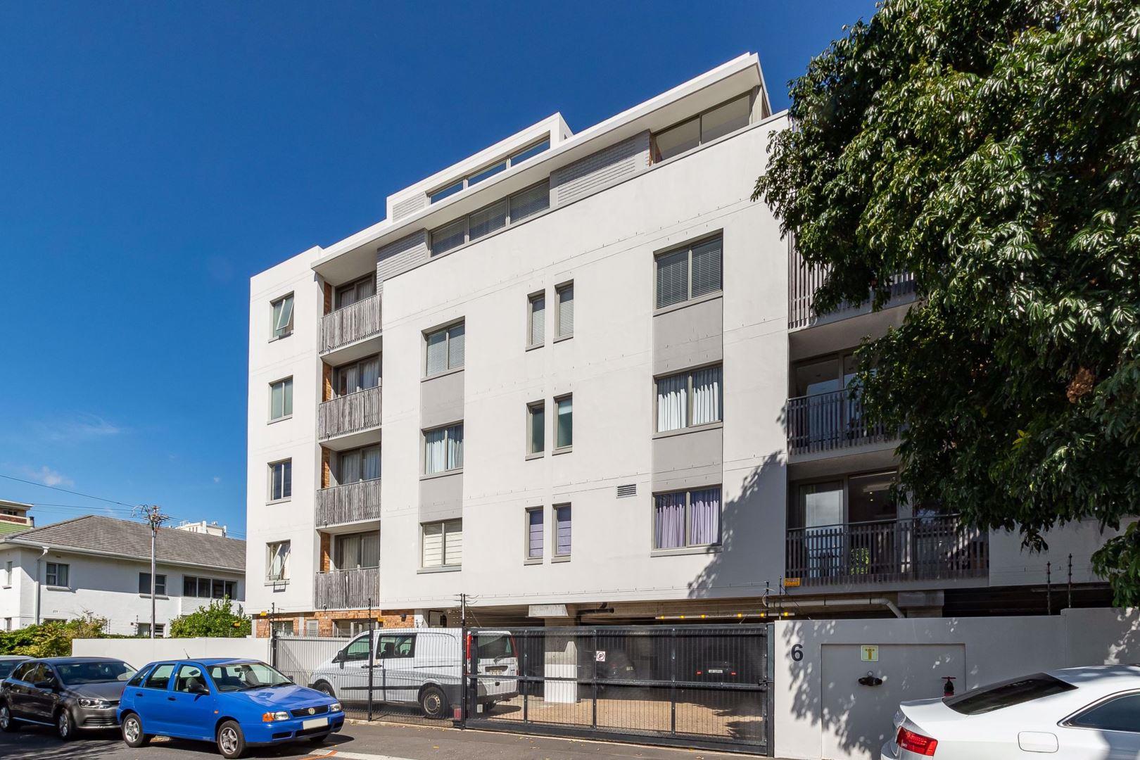 Claremont Upper Property Apartments / flats for sale in Claremont