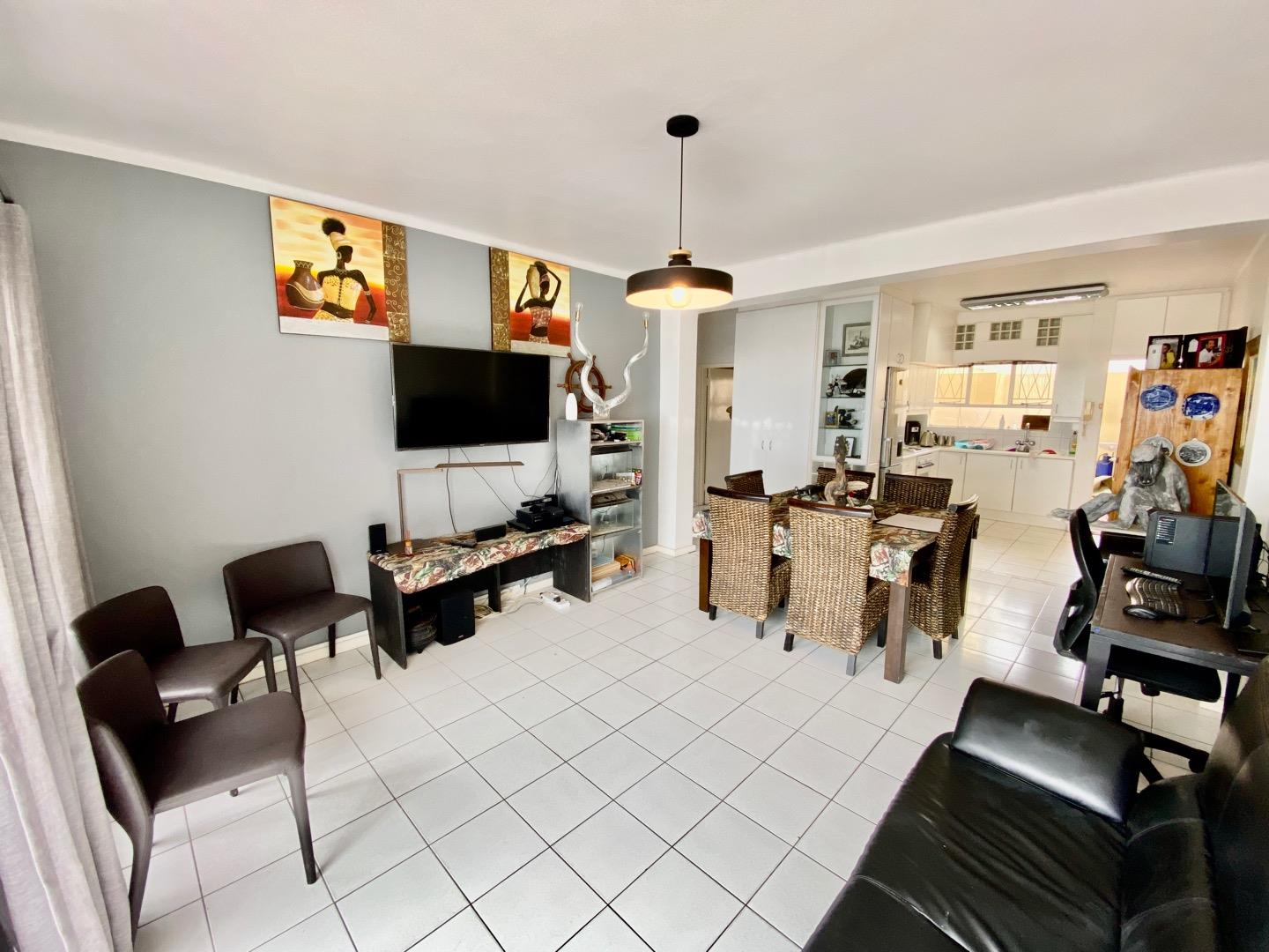 Apartments / flats to rent in Strand Strand Property