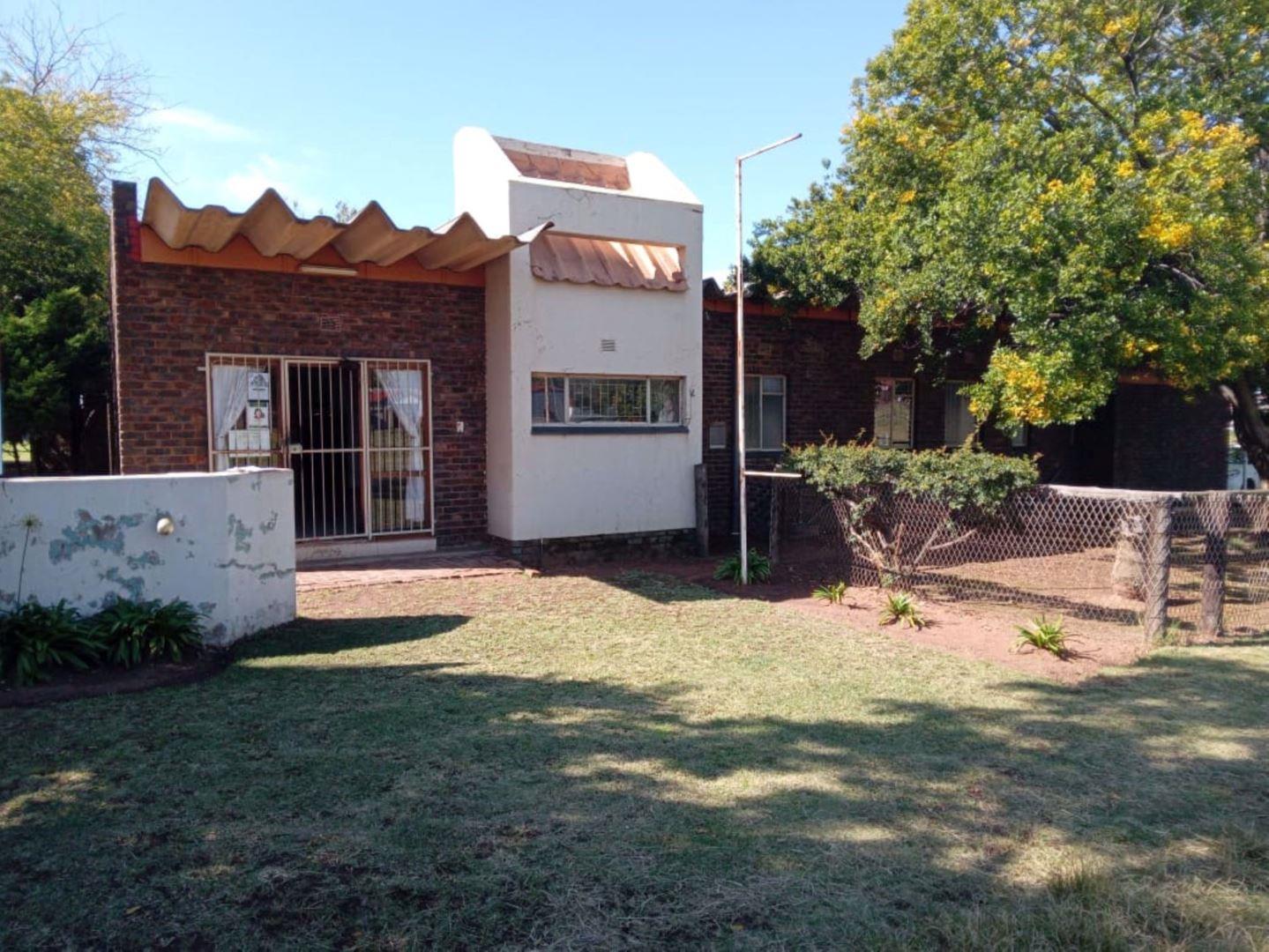 Commercial property for sale in Middelburg South P24111143778