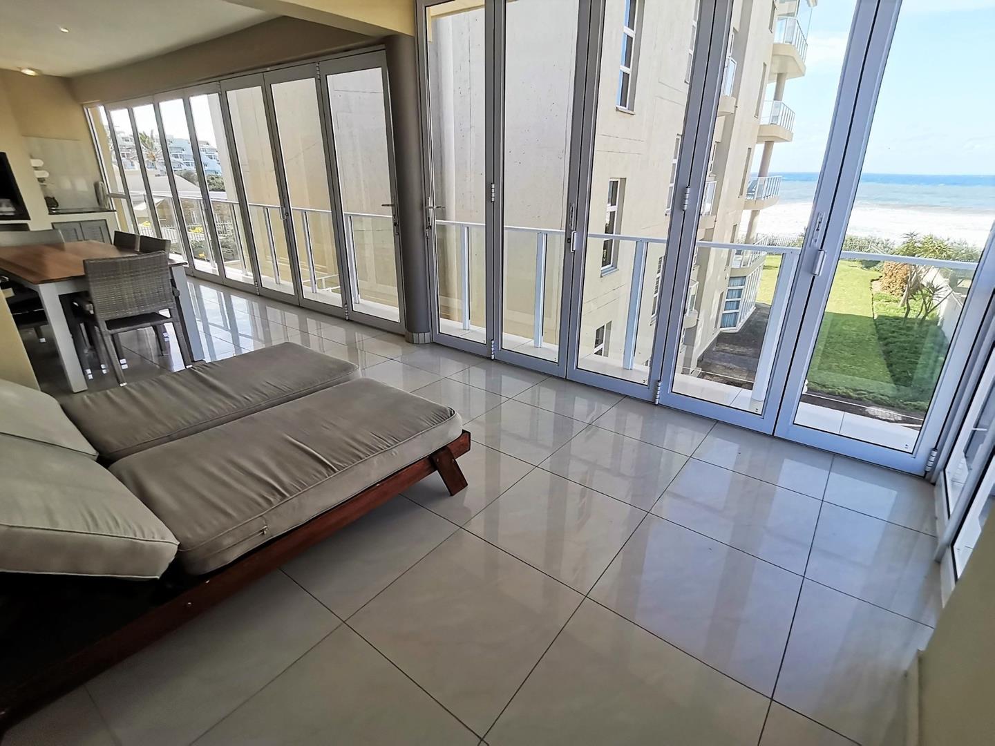 3 Bedroom Apartment / flat for sale in Manaba Beach 20 Forest Road