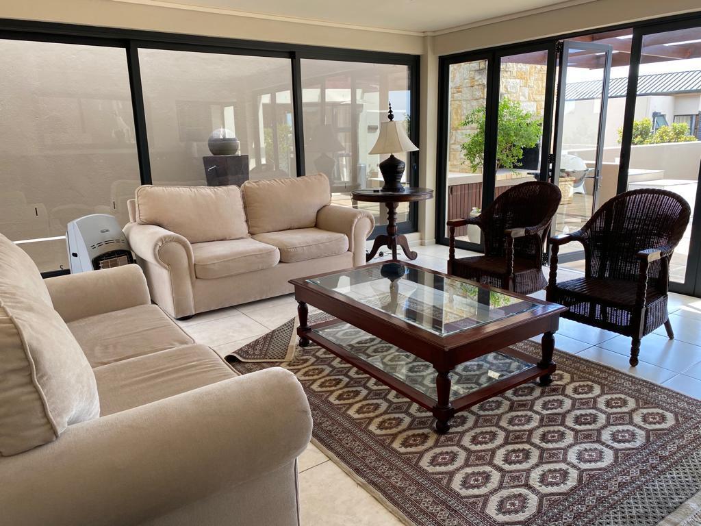 4 Bedroom House for sale in Stonehurst Mountain Estate 24 Boulders Way P24111186133