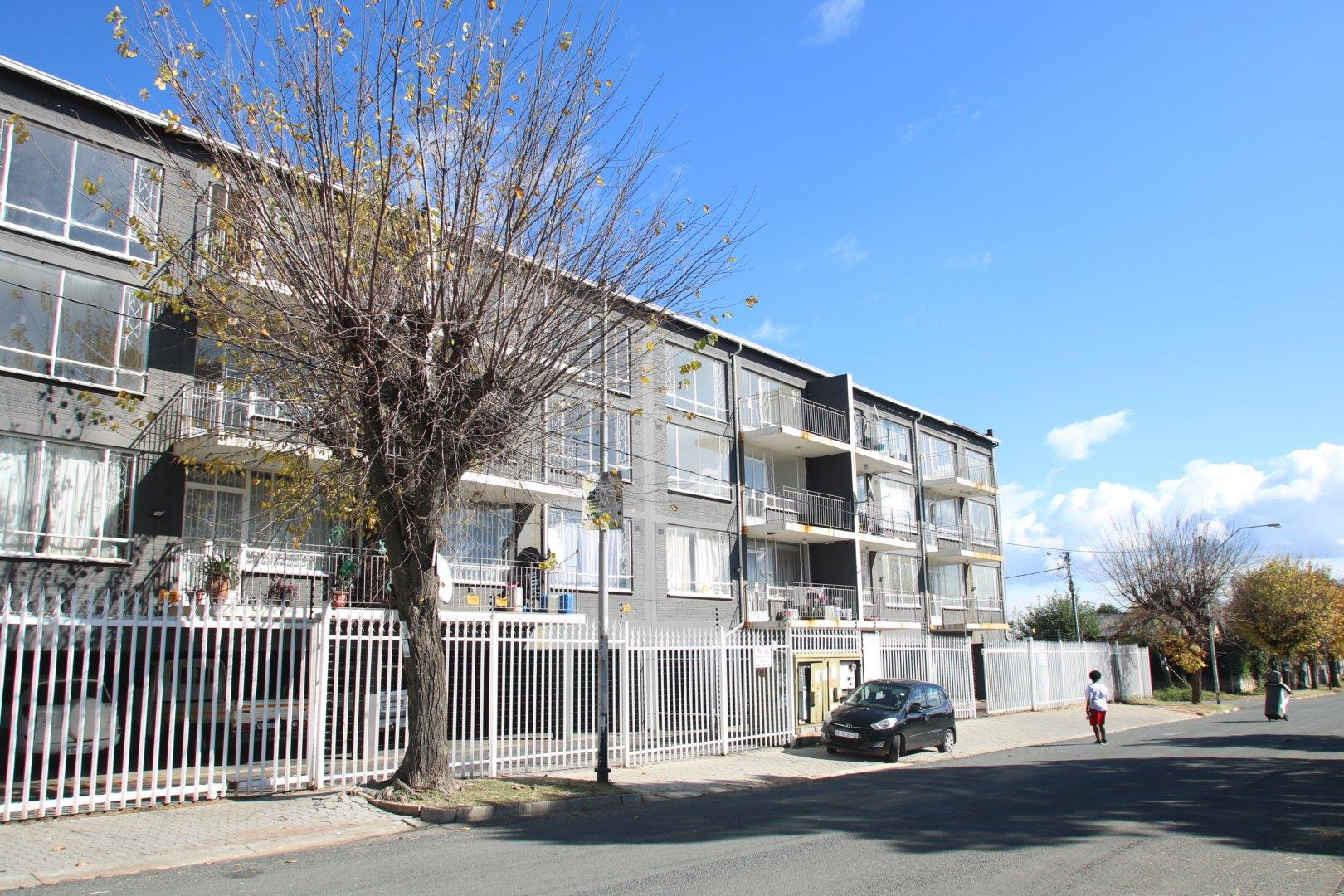 Forest Hill, Johannesburg Property Property and houses to rent in Forest Hill, Johannesburg