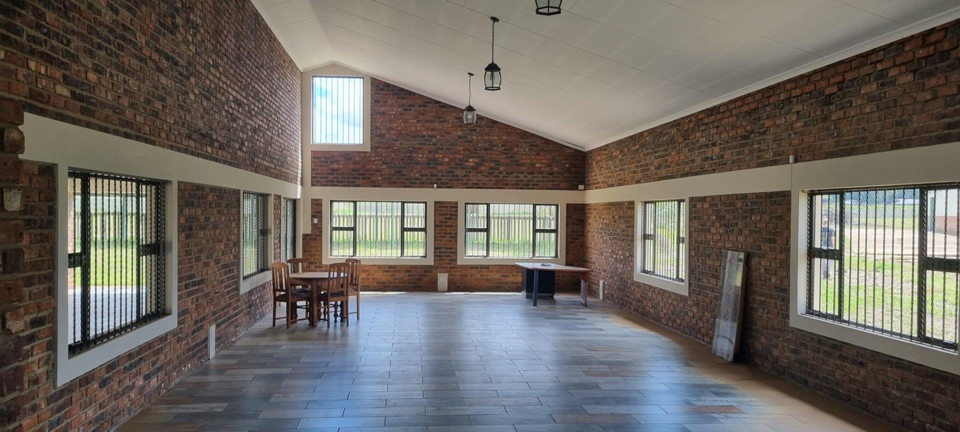 Industrial property for sale in Pomona AH P24111200547