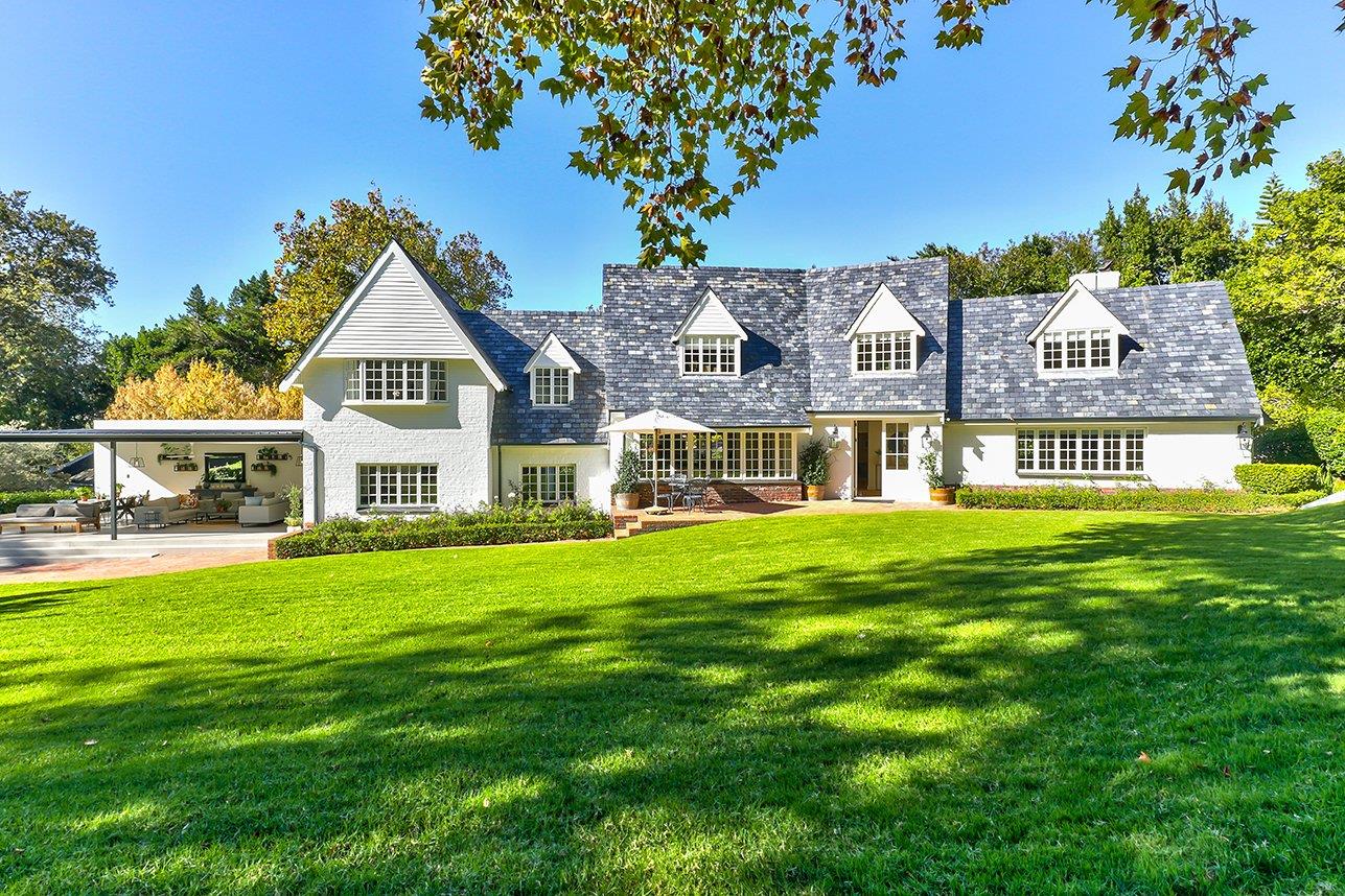 4 Bedroom House to rent in Constantia P24111208599