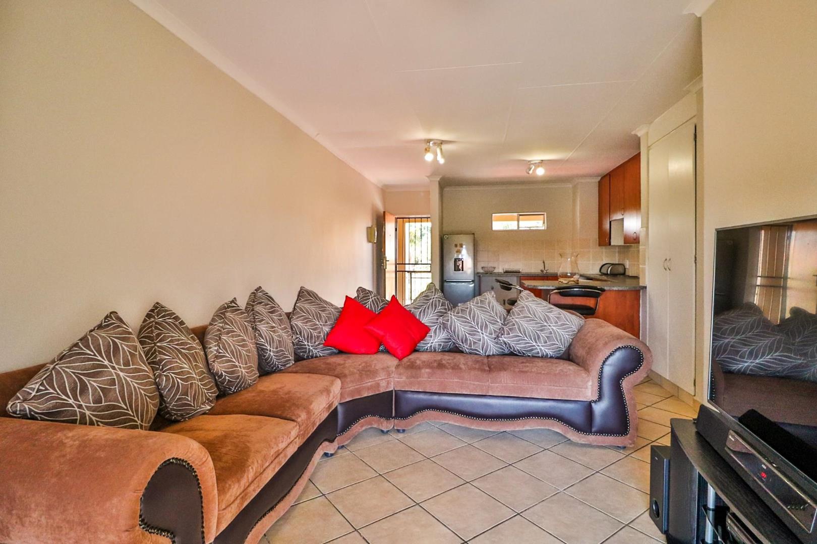 2 Bedroom House for sale in North Riding Telford Court, 25 Boxer