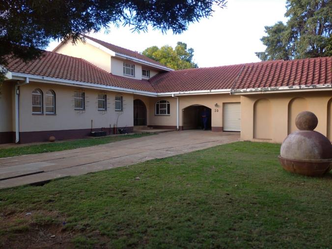 5 Bedroom House to Rent in Baillie Park