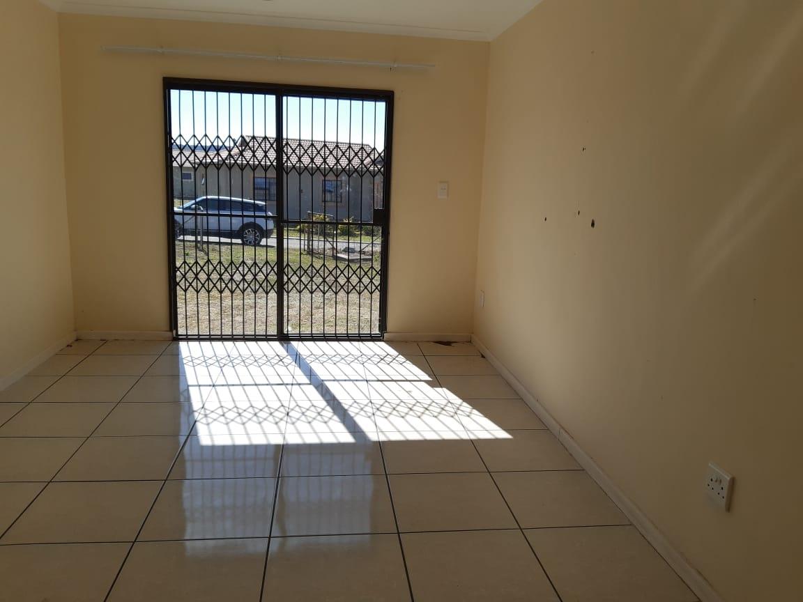 3 Bedroom House for sale in Hyde Park P24111232196