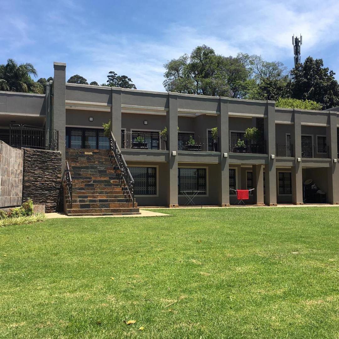 8 Bedroom House for sale in Montrose P24111236204