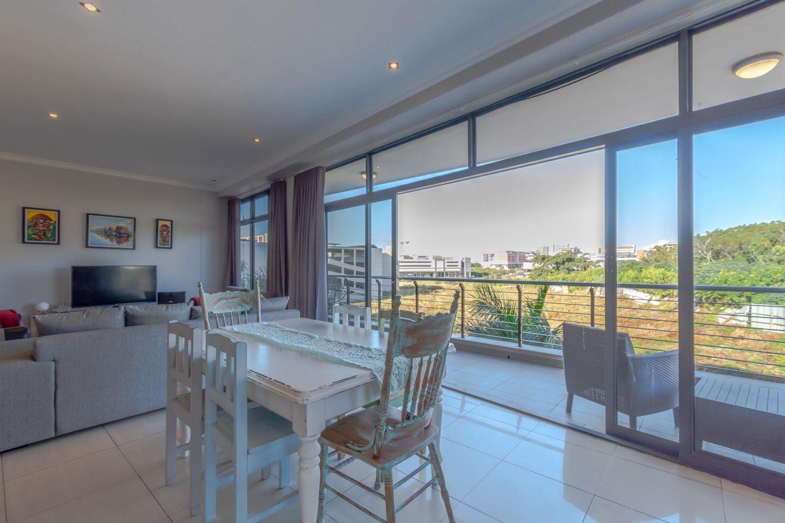 2 Bedroom Apartment / flat for sale in Umhlanga Central P24108797769