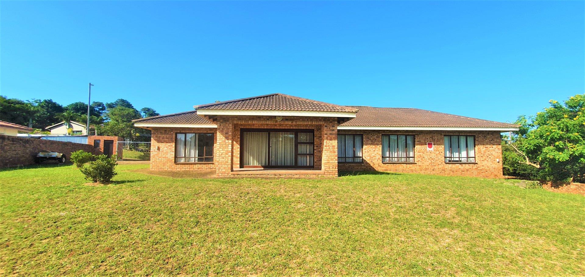 3 Bedroom House for sale in St Michaels On Sea P24111250207