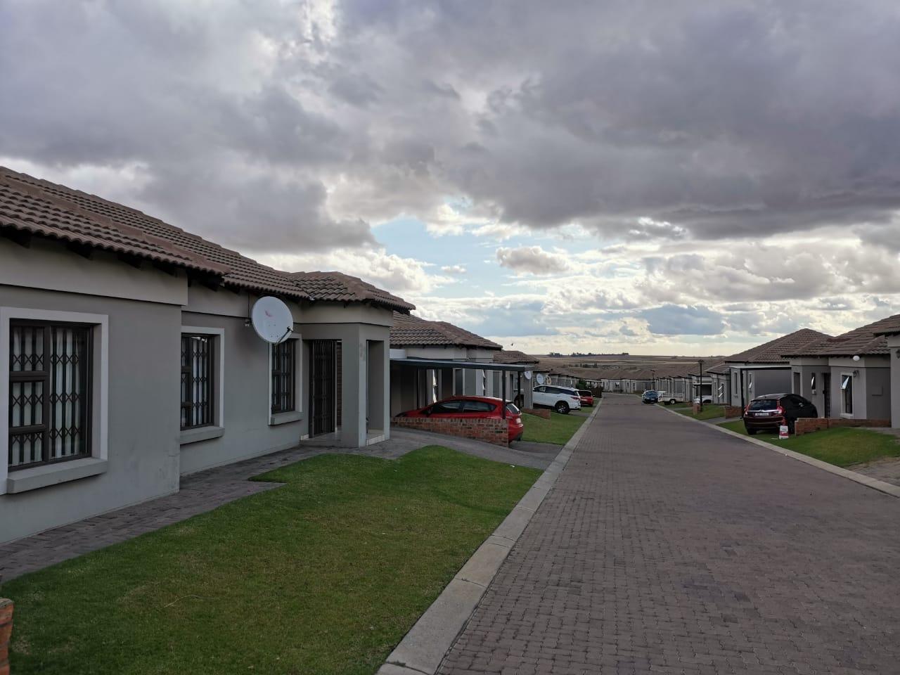 3 Bedroom Townhouse for sale in Terra Nova P24111259145