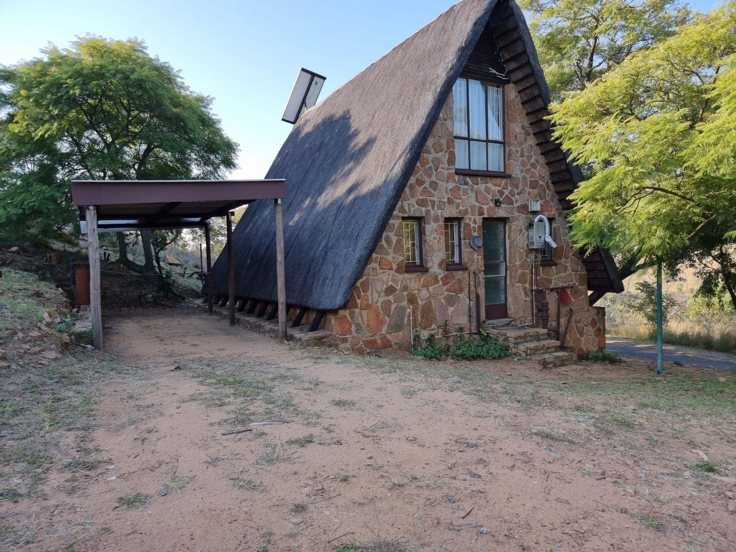 2 Bedroom House for sale in Utopia Nature Estate P24111259756