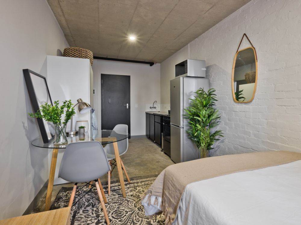0.5 Bedroom Apartment / flat to rent in Maboneng 254 Fox Street P24