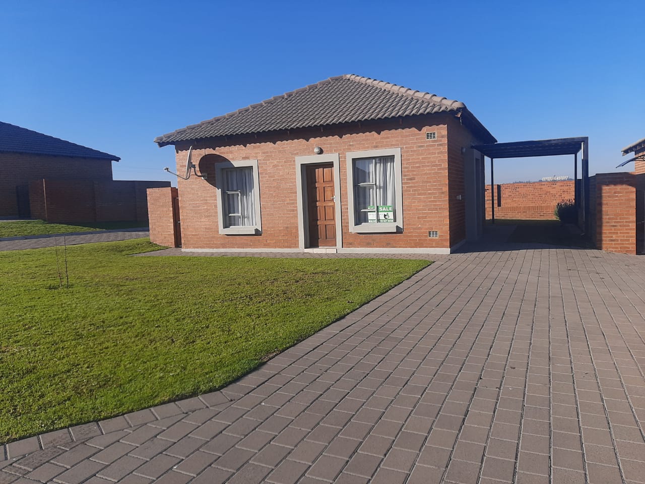 Terra Nova Property Property and houses for sale in Terra Nova