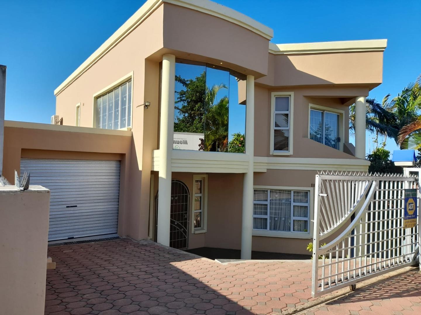 4 Bedroom House for sale in Isipingo Hills 8 Figtree Place P24