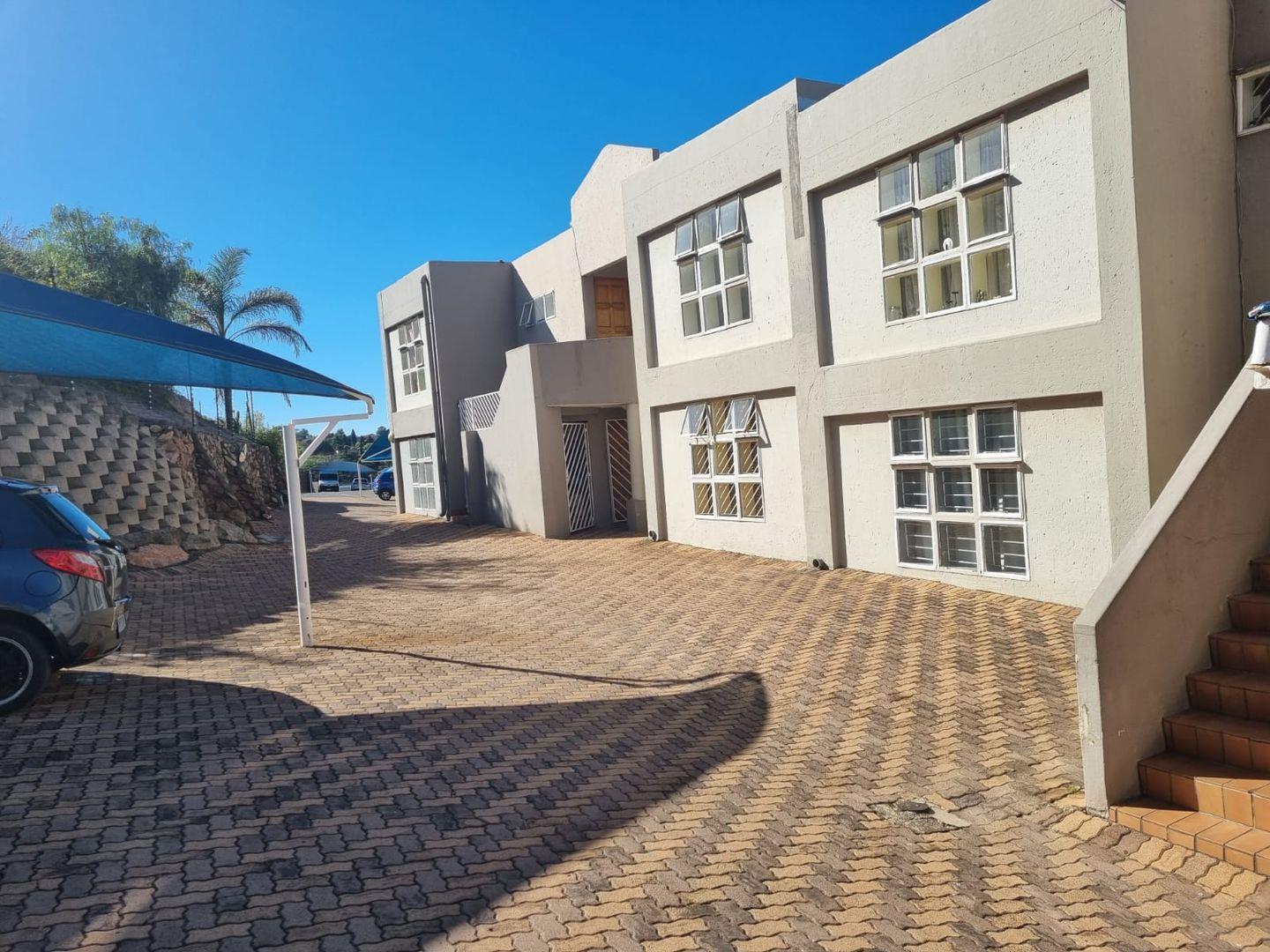 Oakdene, Johannesburg Property Property and houses for sale in