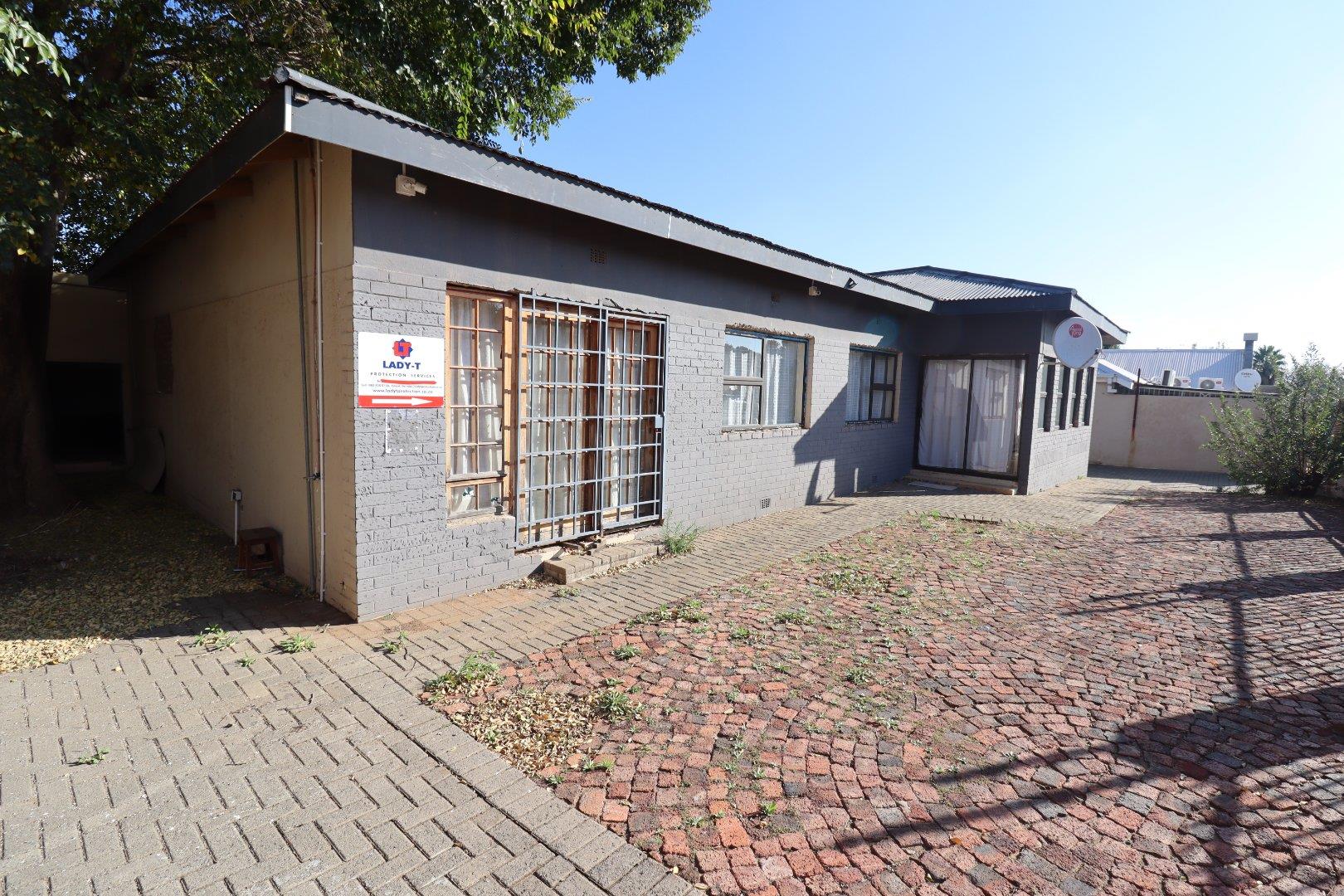 Commercial property for sale in Bloemfontein Central P24111326419