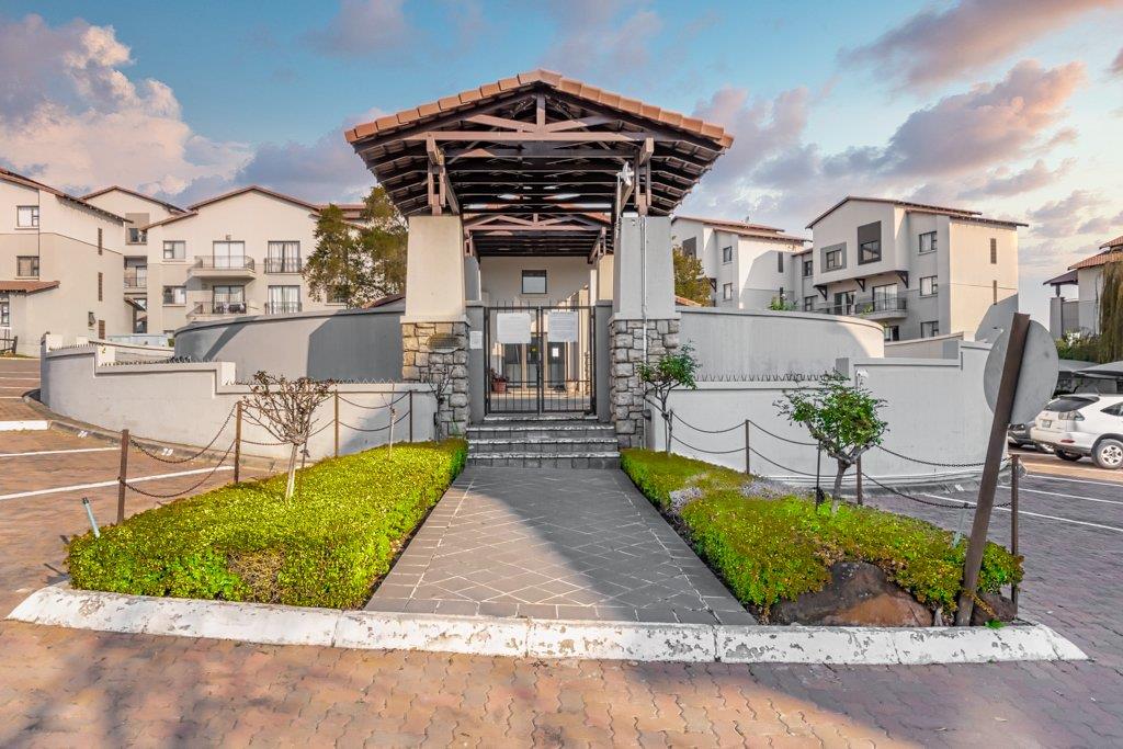 1 Bedroom Apartment / flat for sale in Sunninghill 80 Leeuwkop Road