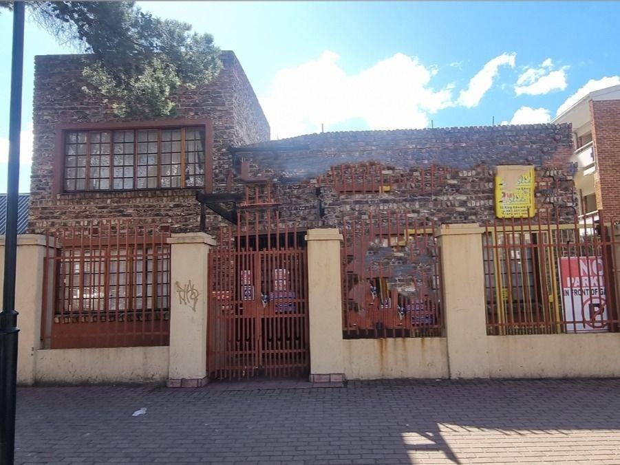 Commercial property for sale in Willows P24111340452