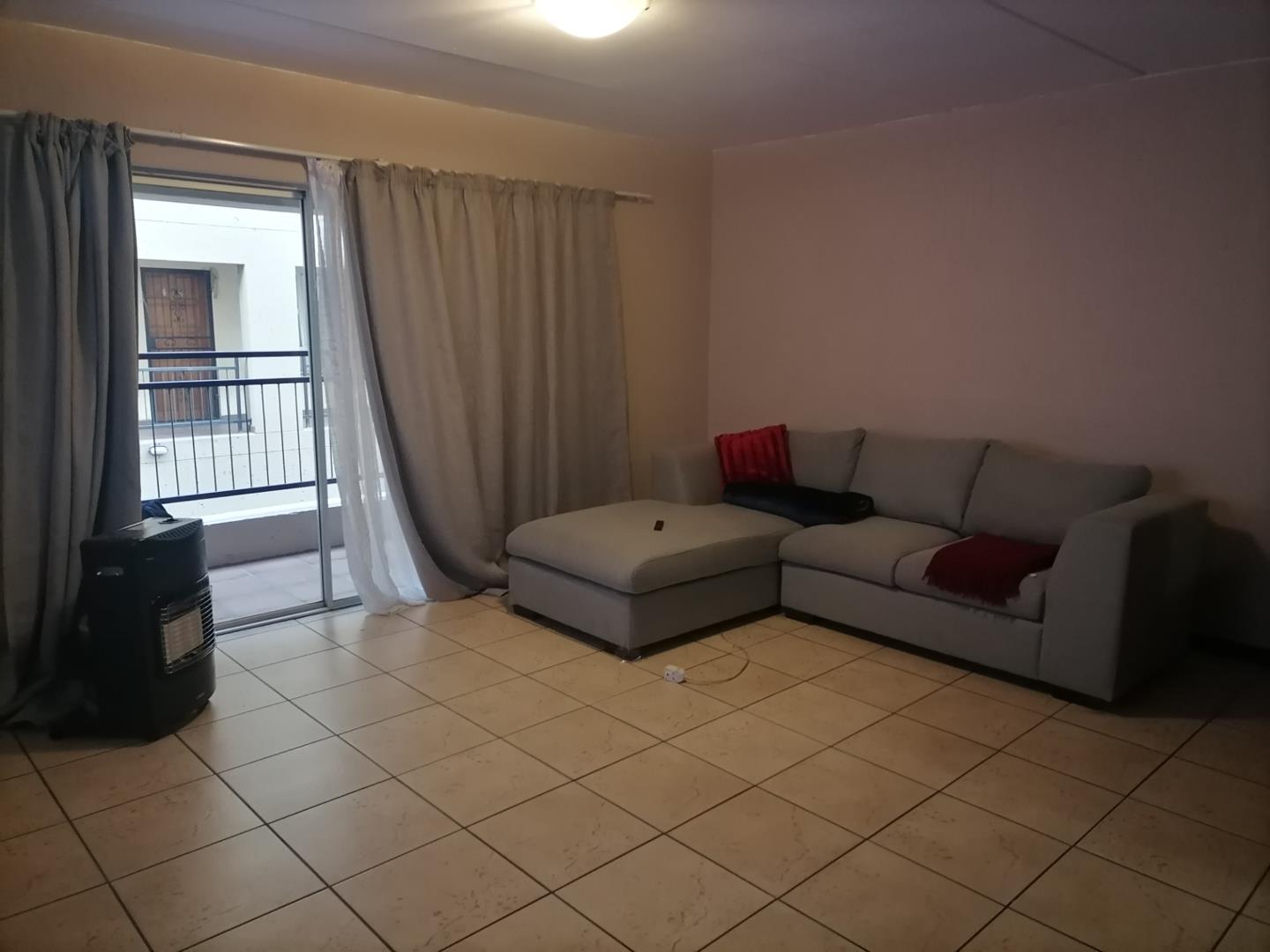 2 Bedroom Apartment / flat to rent in Three Rivers East P24111359932