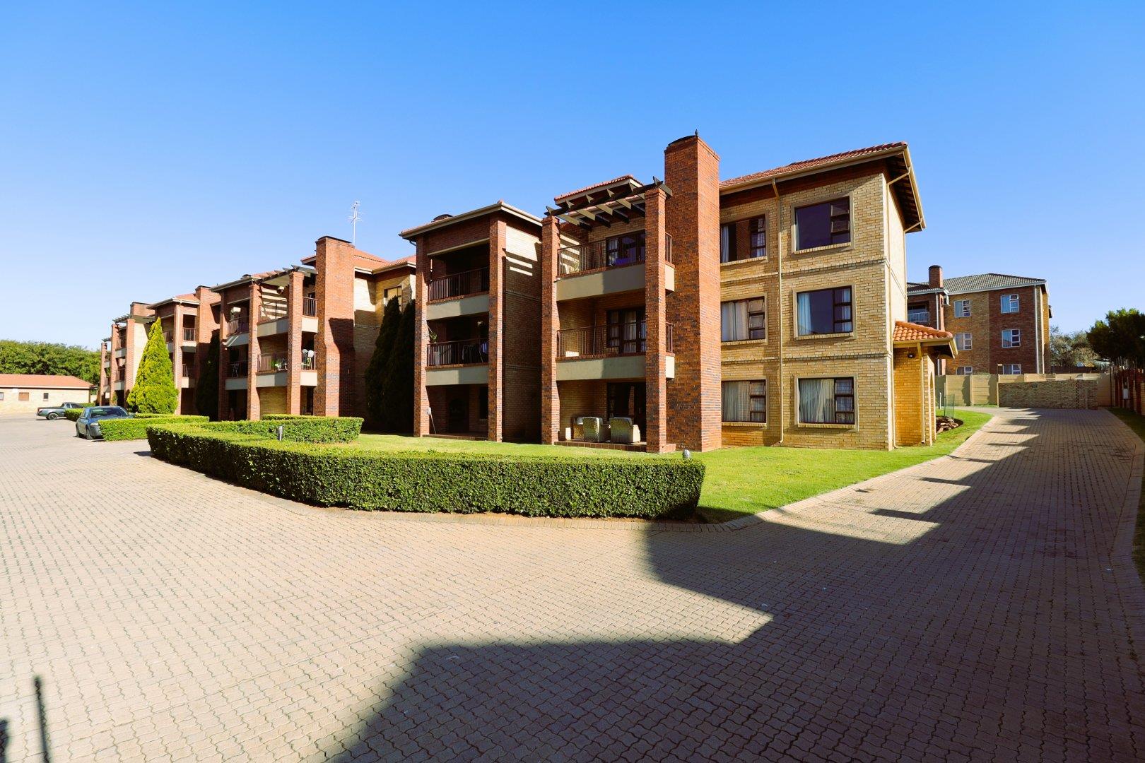 Honeydew Property Townhouses to rent in Honeydew