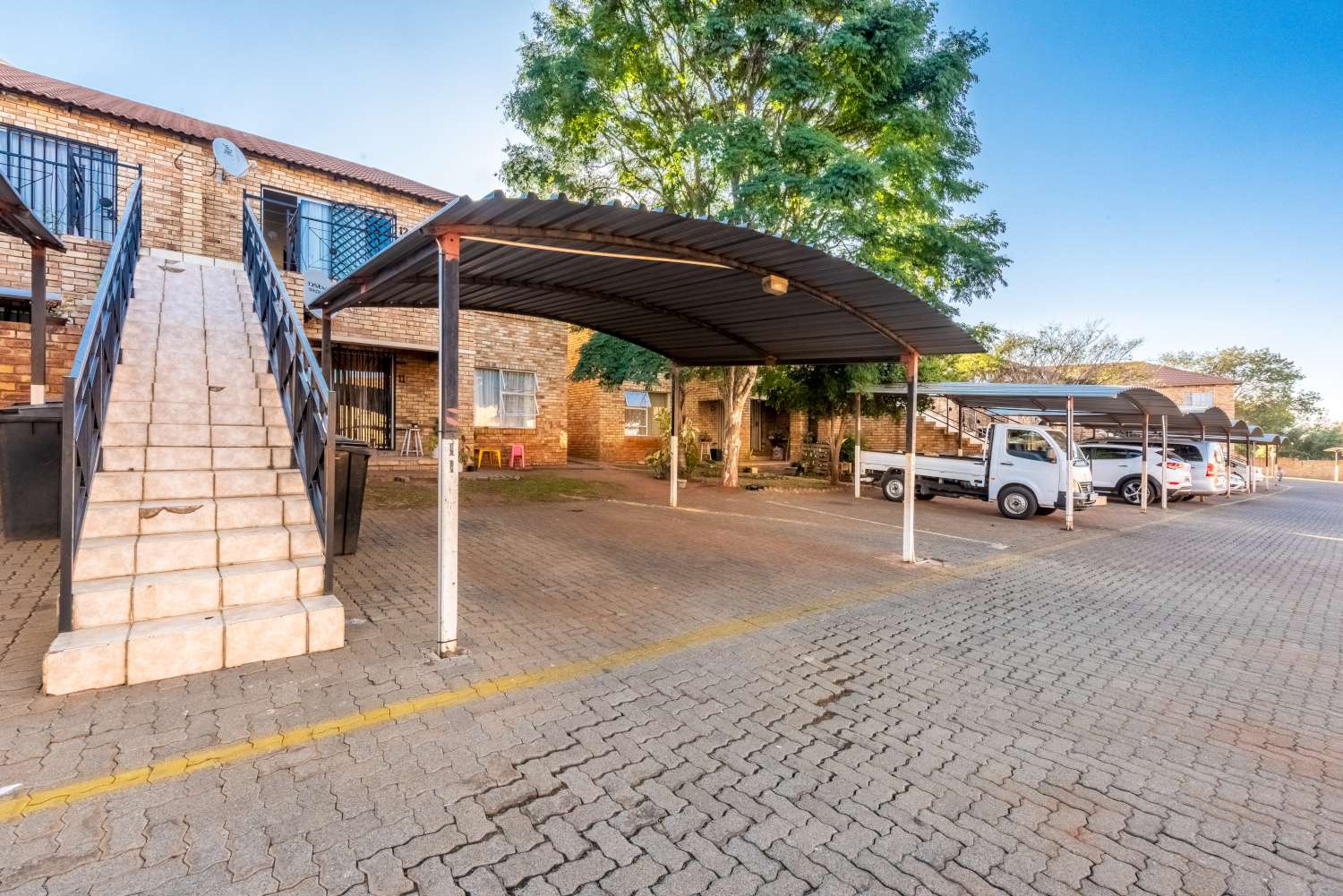 2 Bedroom Apartment / flat for sale in Little Falls P24112969019