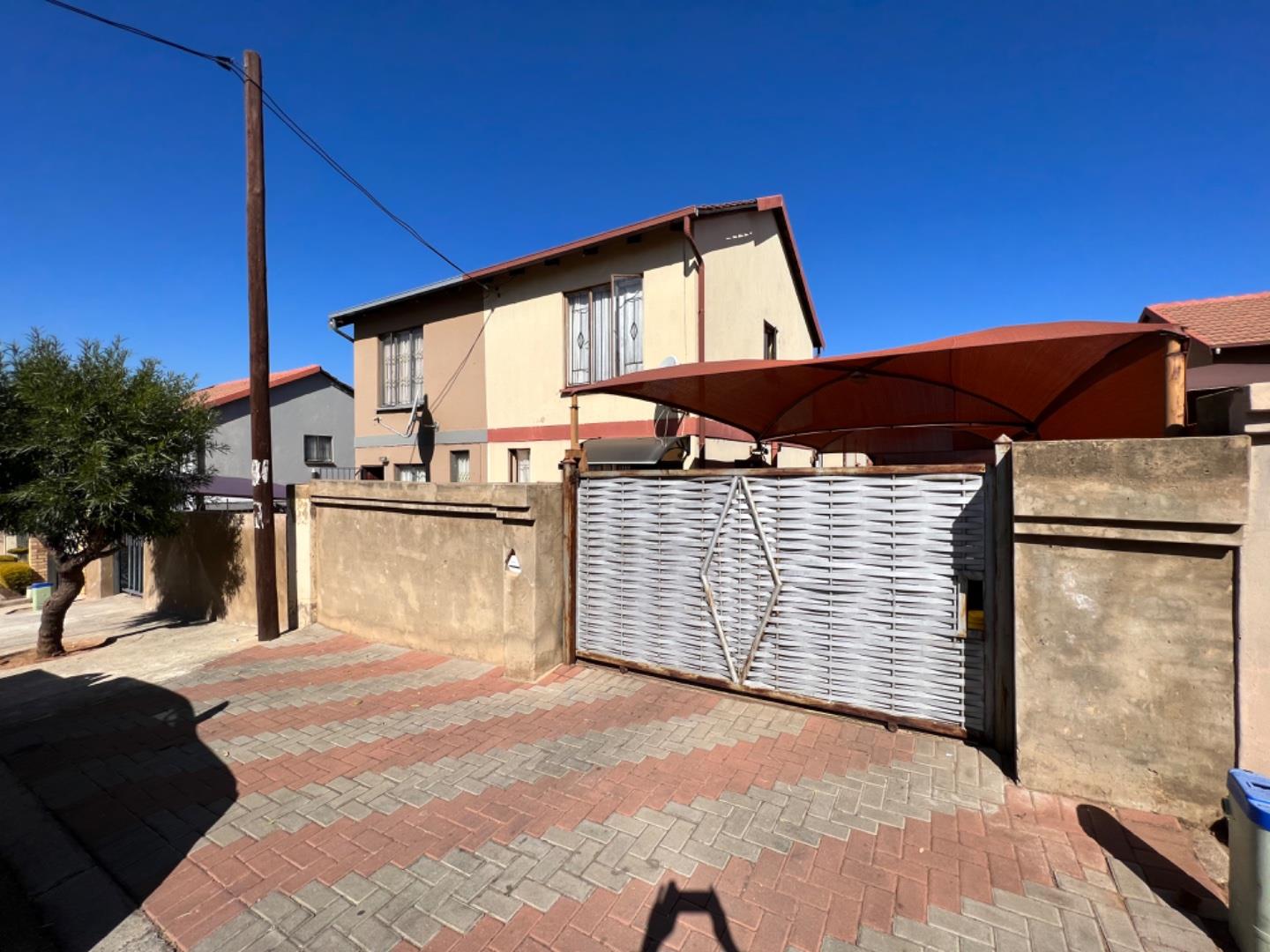 Lotus Gardens Property Houses for sale in Lotus Gardens Page 14