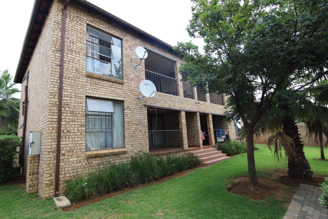 2 Bedroom Apartment / flat to rent in Willowbrook 55 Van Hoof Street