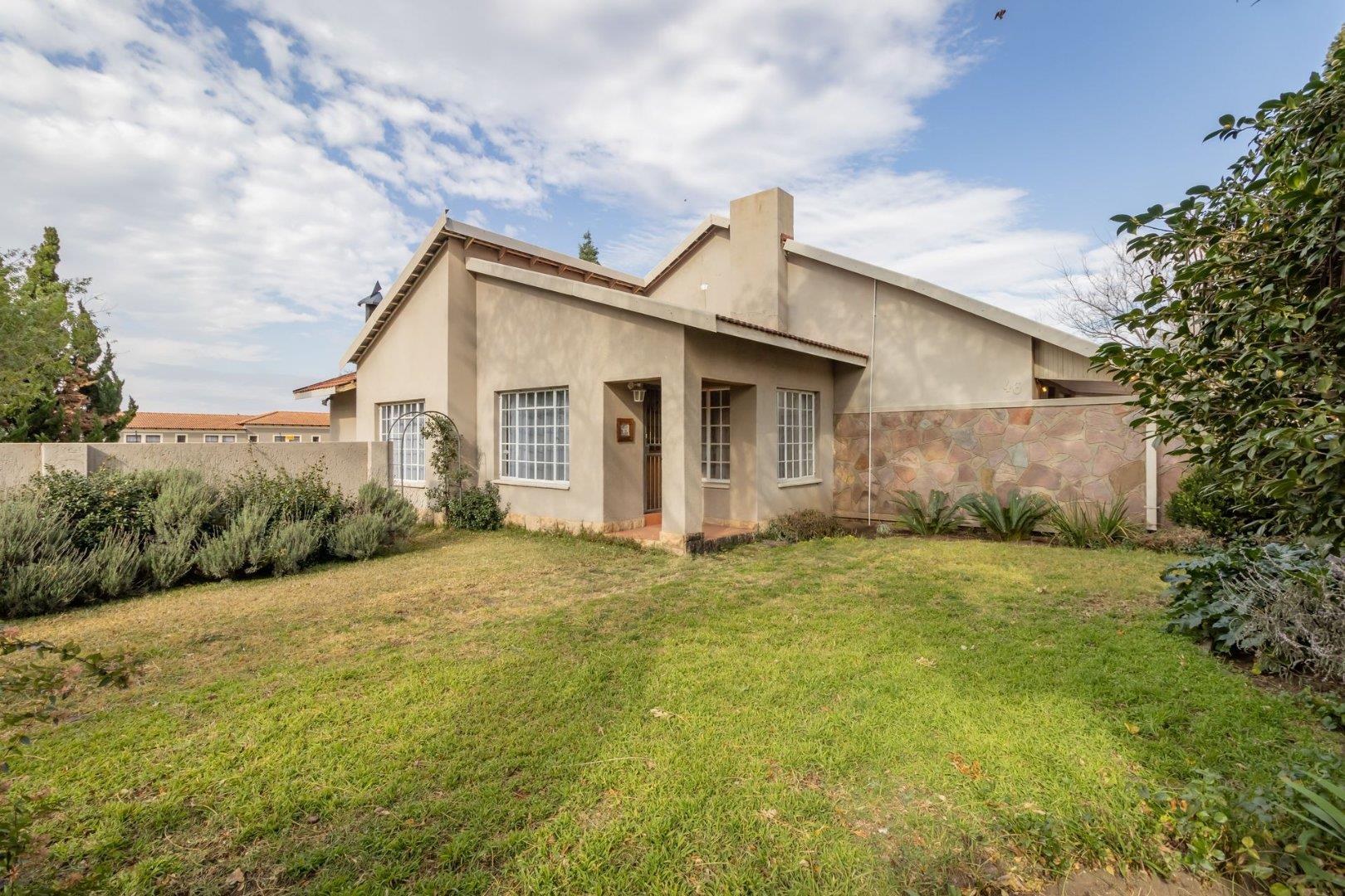 3 Bedroom House for sale in Heidelberg Central P24111412431