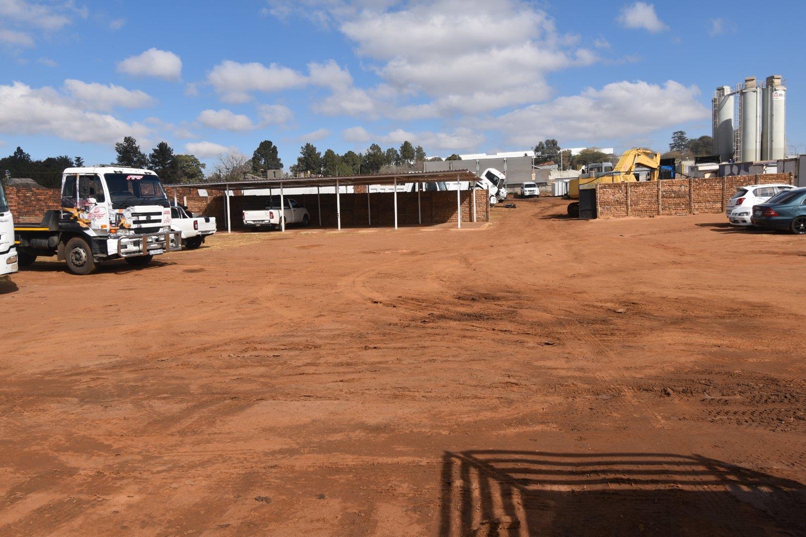 Industrial property for sale in Bredell P24111412670