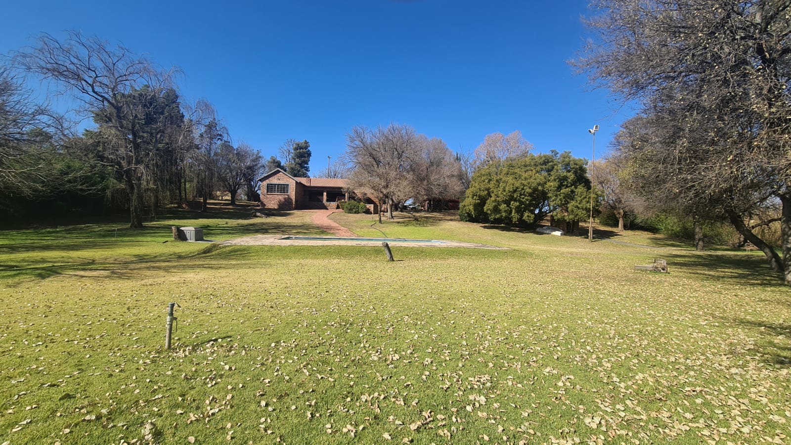 3 Bedroom House for sale in Renovaal P24111413056