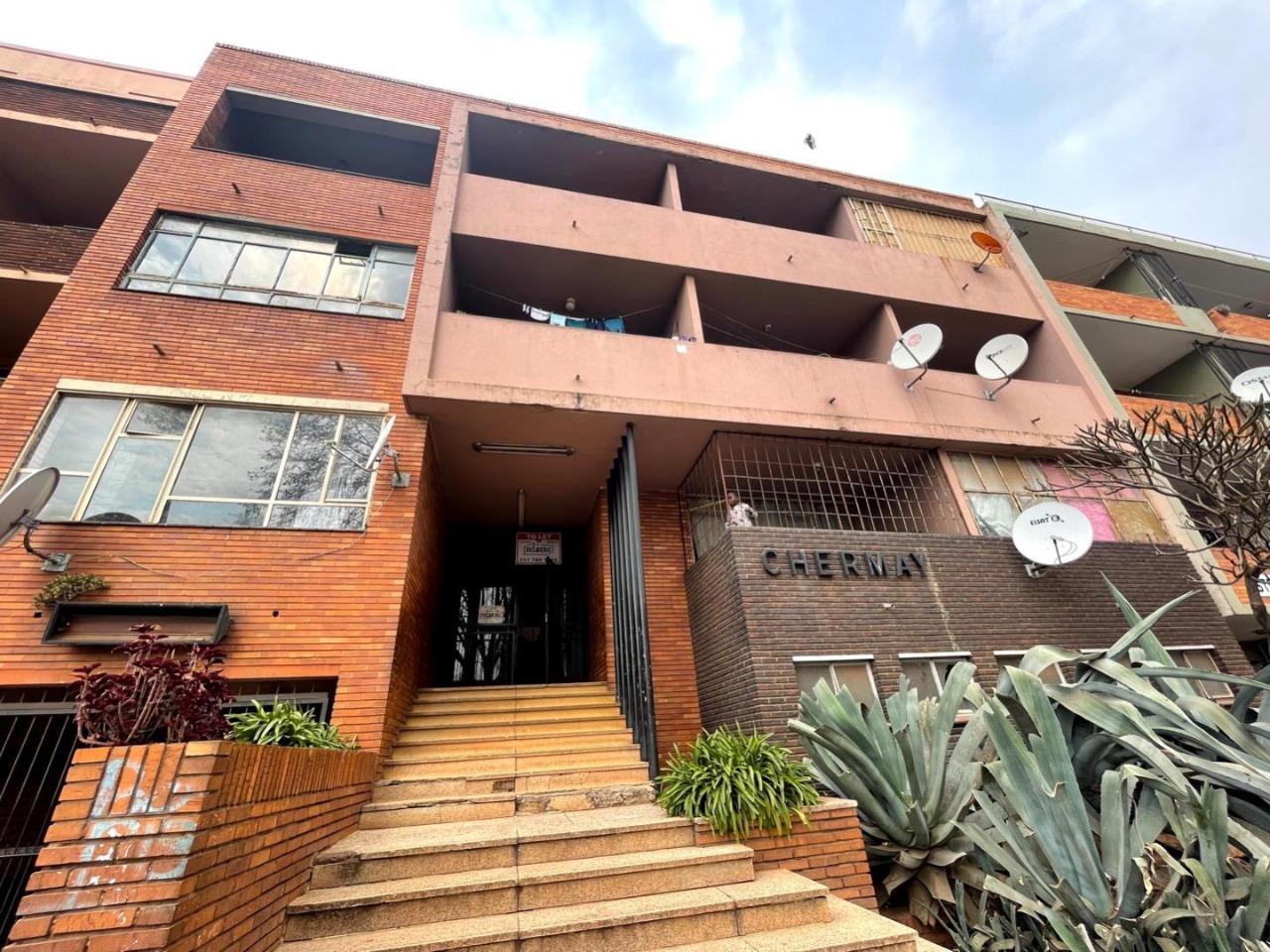 0.5 Bedroom Apartment / flat to rent in Yeoville 68 Hopkins Street