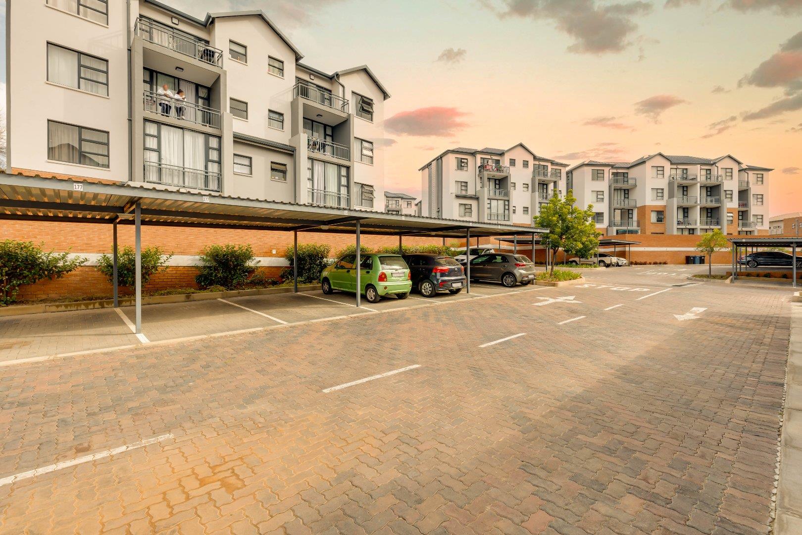 Lombardy Estate Property Property and houses for sale in Lombardy