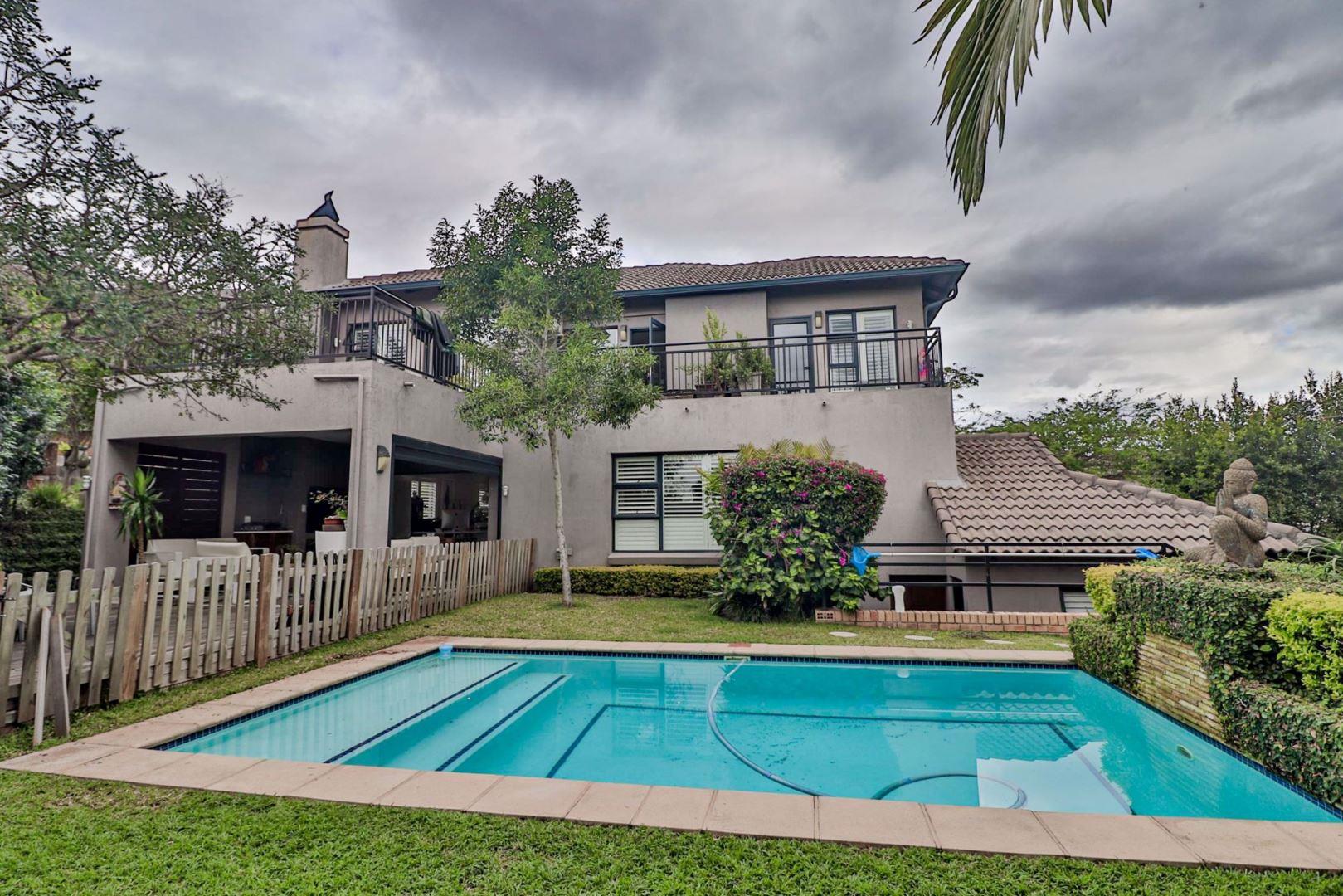 4 Bedroom House for sale in Stonehenge P24111421468