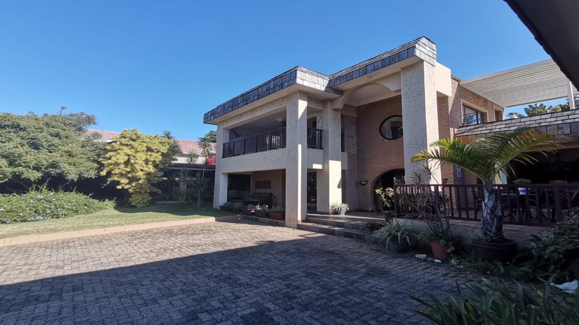 4 Bedroom House for sale in La Lucia 9 Daventry Place P24113405197