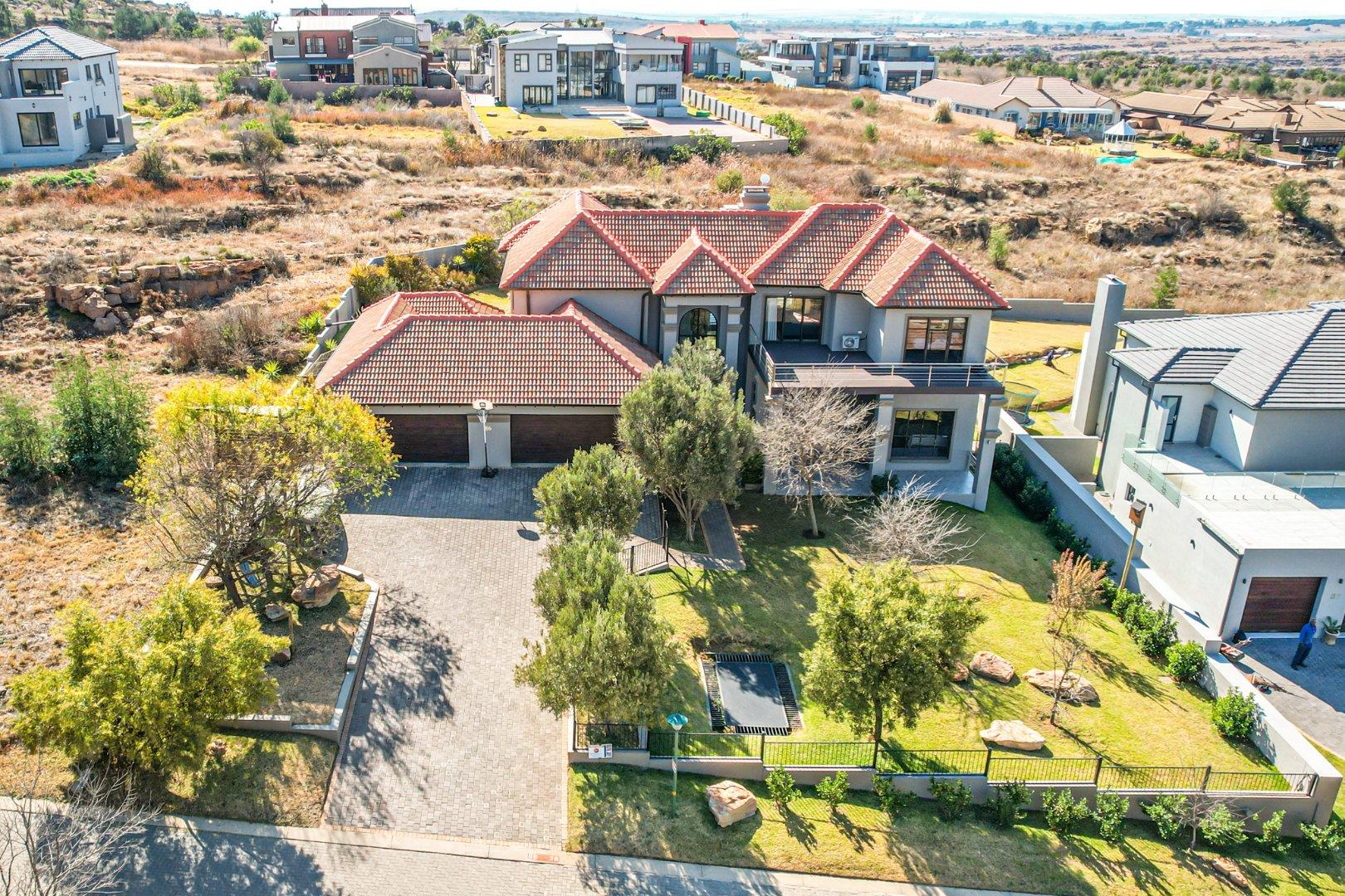 Aquavista Mountain Estate Property Houses for sale in Aquavista