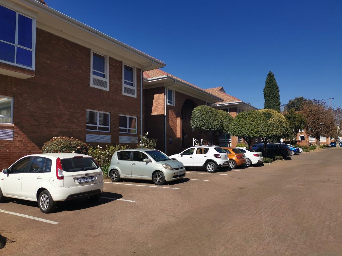 Commercial property to rent in Bedfordview Bedfordview Property