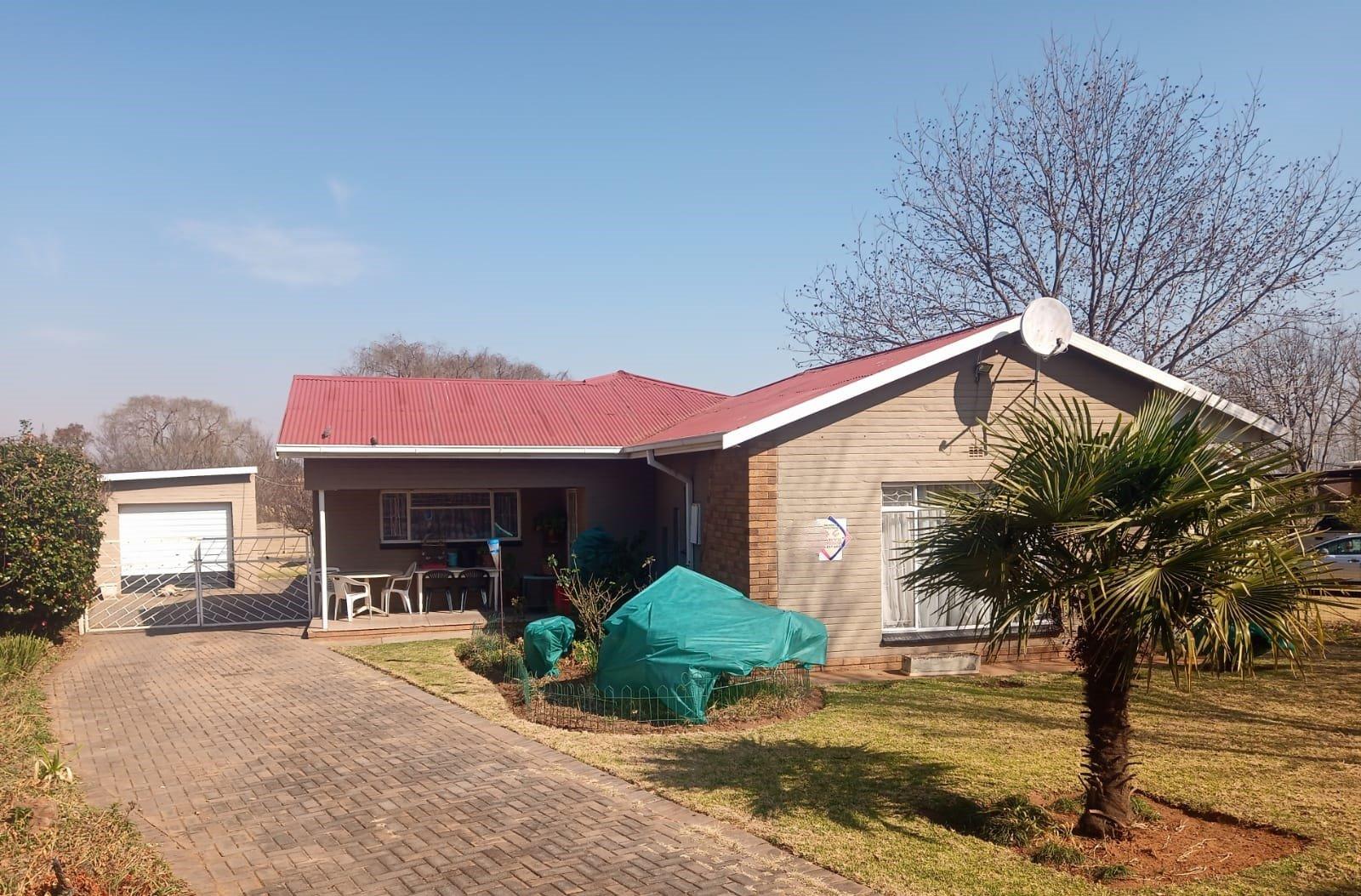 Property and houses for sale in Parys Parys Property