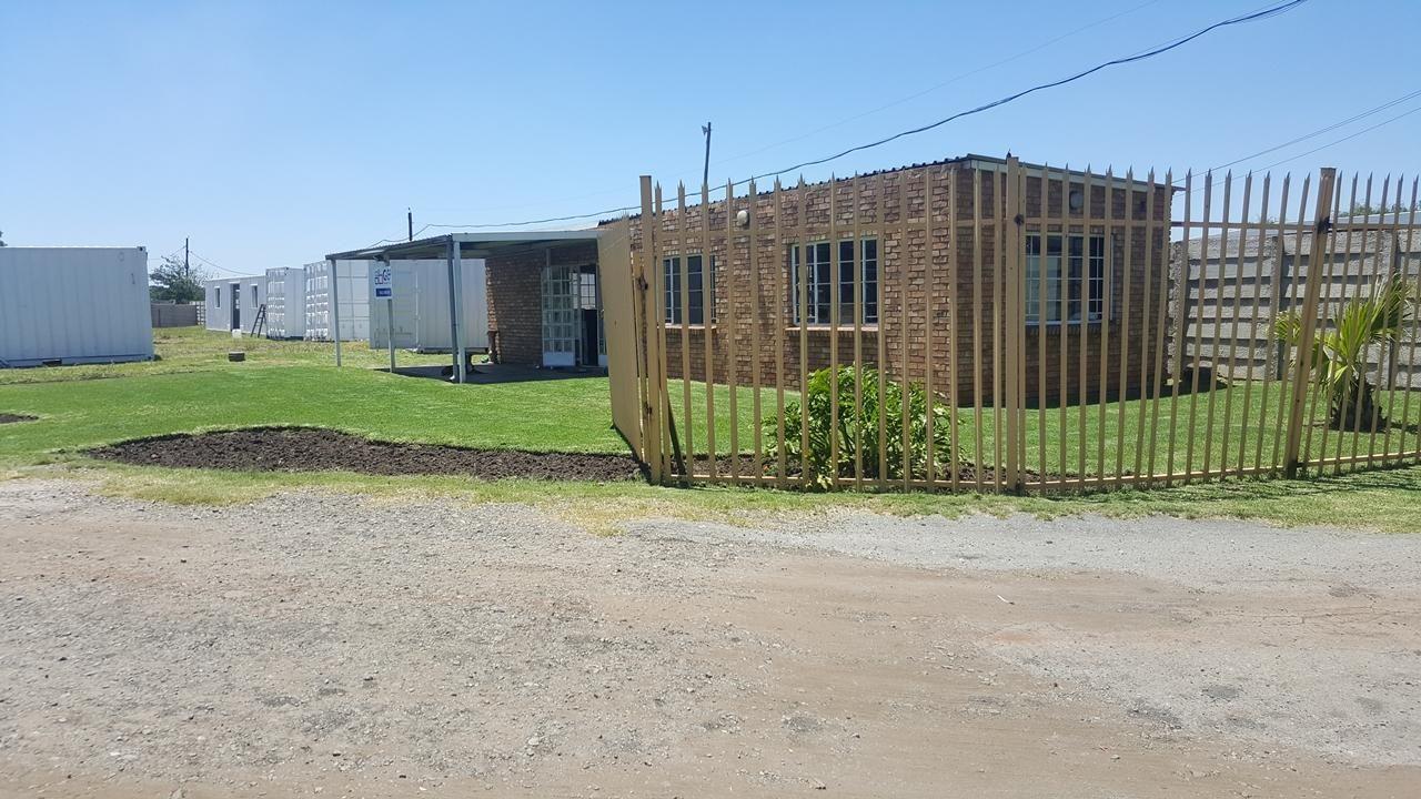 Bartlett Property Commercial property for sale in Bartlett